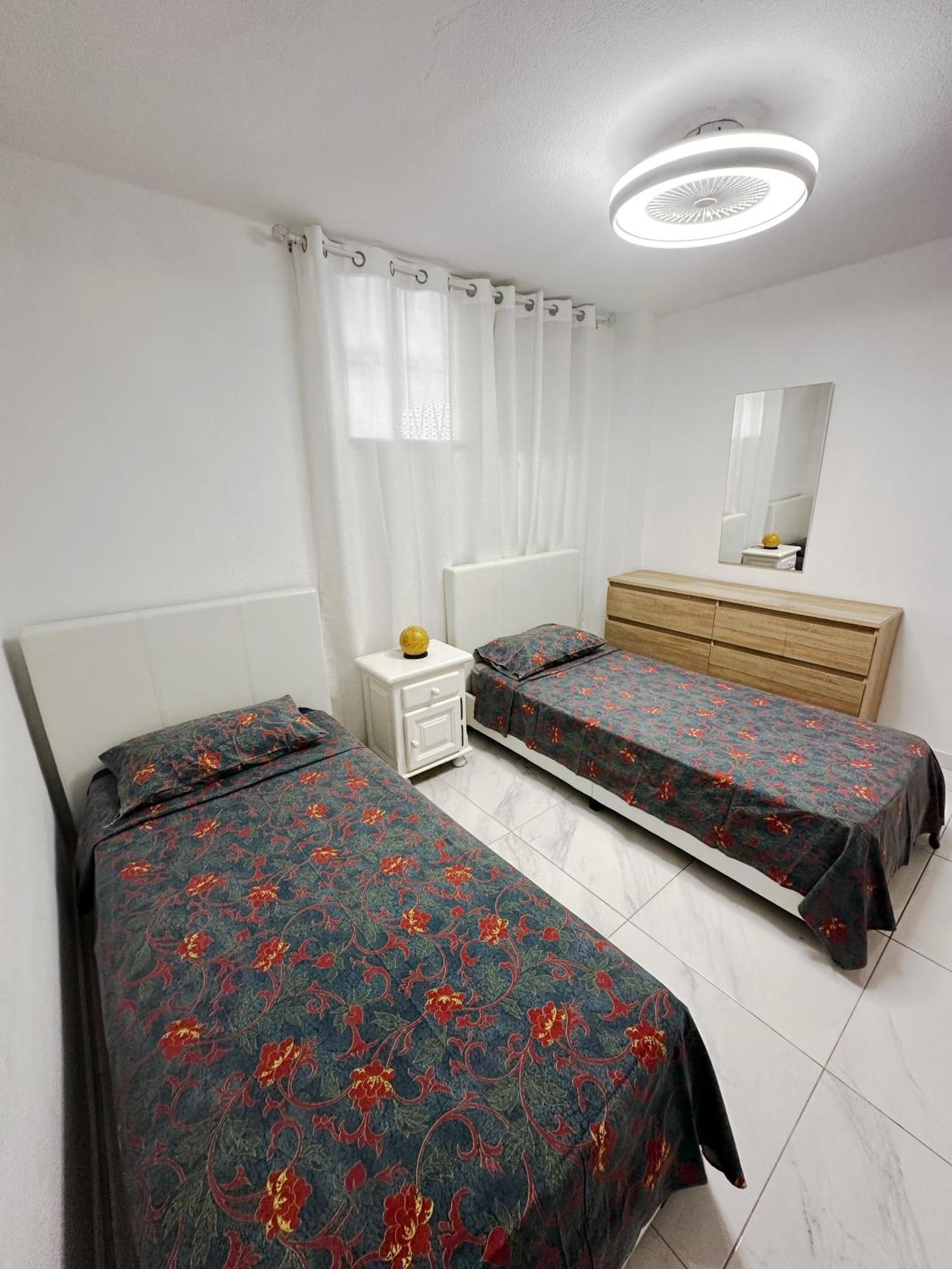 Classbnb - 3 Apartments 50M From The Las Americas Promenade Arona  Εξωτερικό φωτογραφία